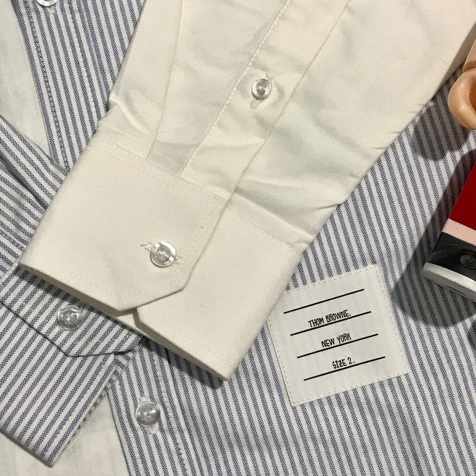 Áo sơ mi Thom Brown trắng sọc xanh