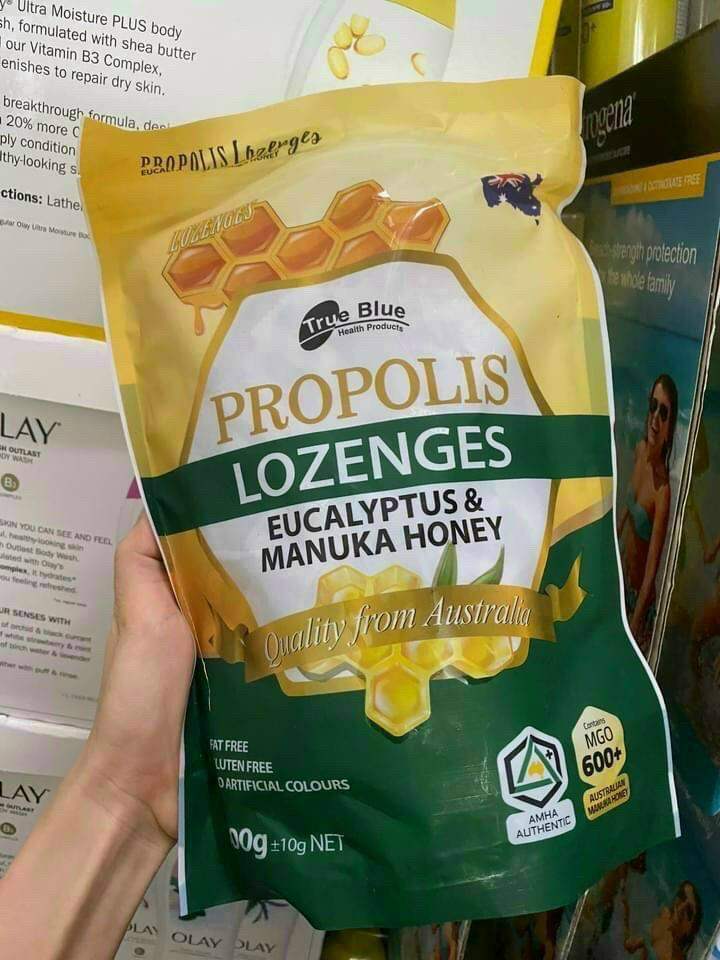 KẸO NGẬM KEO ONG + MẬT ONG MANUKA + KHUYNH DIỆP  PROPOLIS LOZENGES EUCALYPTUS & MANUKA HONEY 800G -ÚC