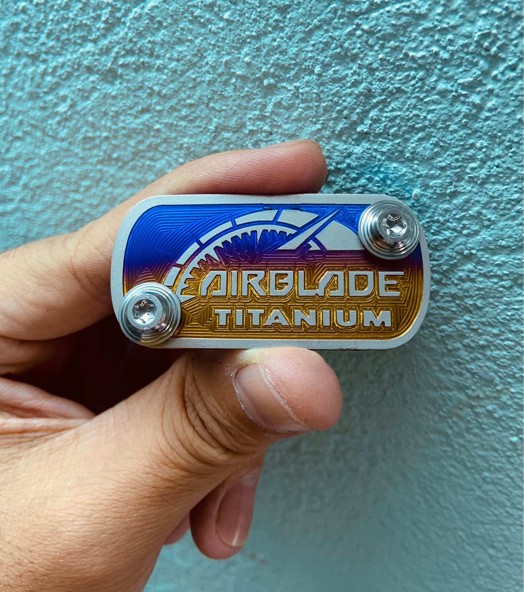 Ốp nắp dầu titan cho các dòng Airblade,