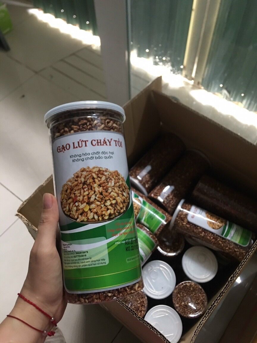 Gạo lứt cháy tỏi ăn chay được- 300gr