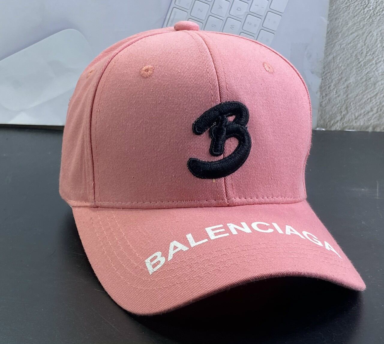 Nón kaki Thêu BALENCIAGA