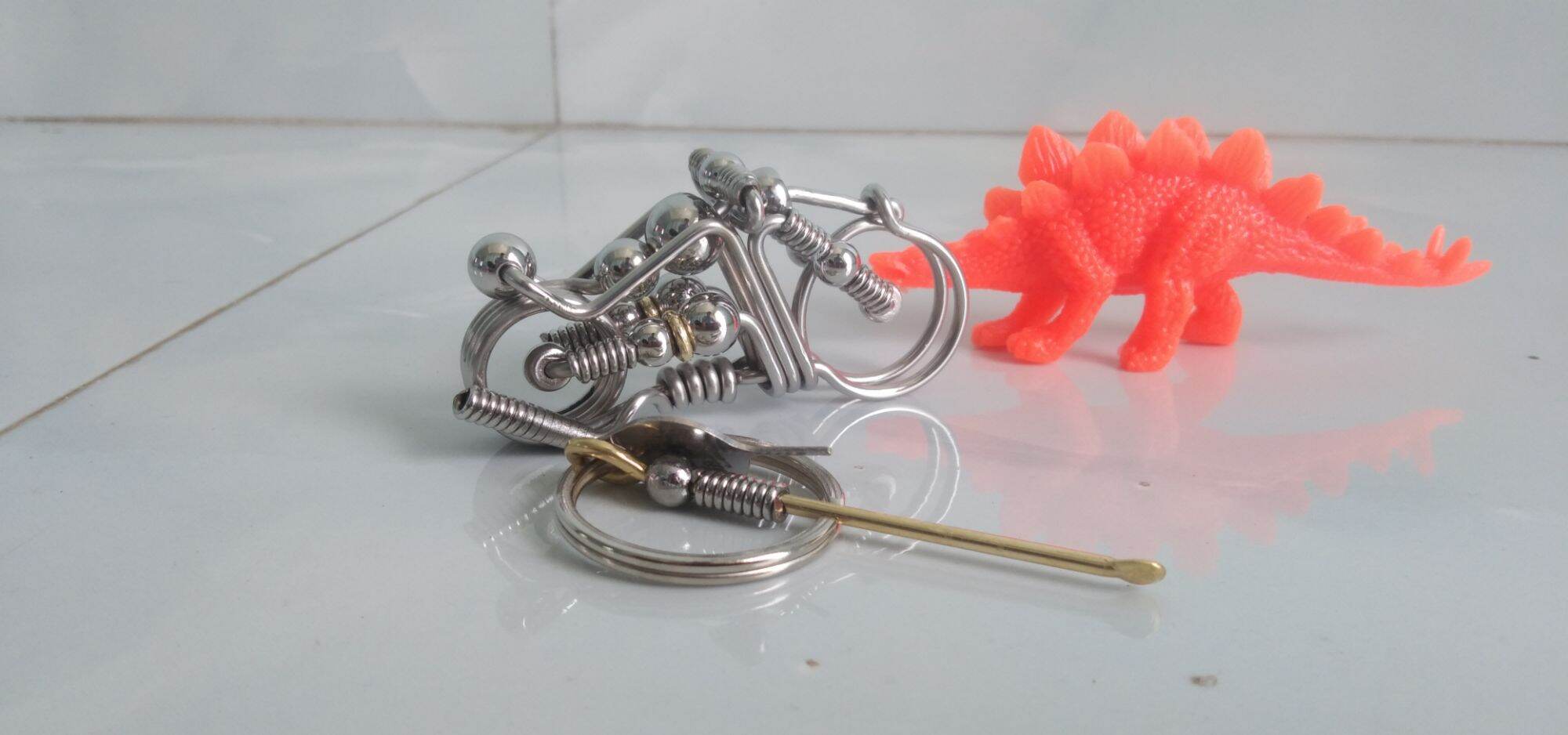 móc khóa thủ công hình xe mô tô