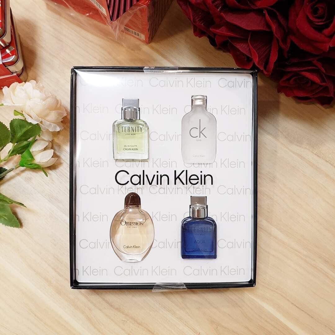 Set Nước Hoa Unisex Calvin Klein 4 Món Mini 15ml 