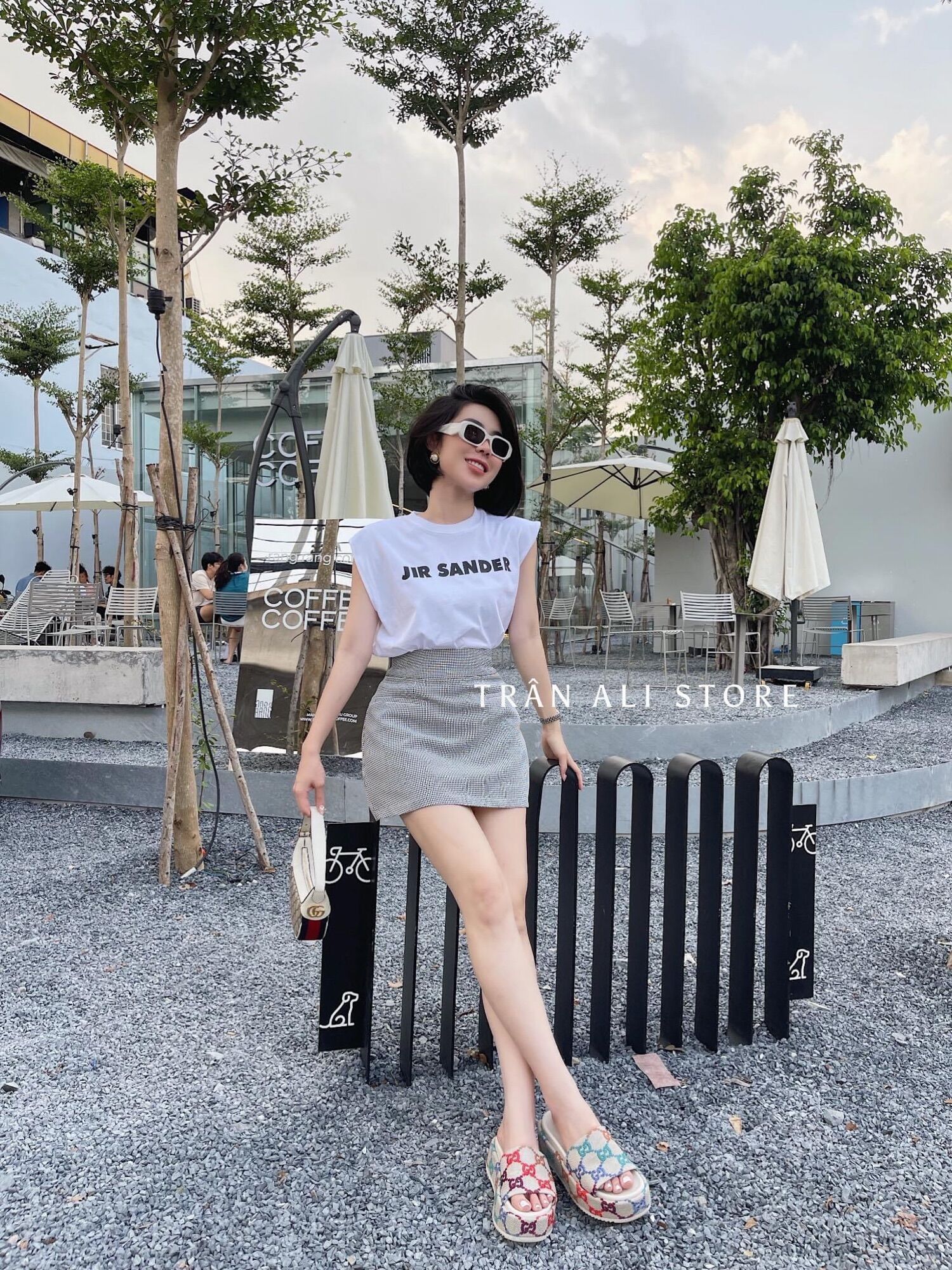 Dép Xuồng Đế Bánh Mì gc