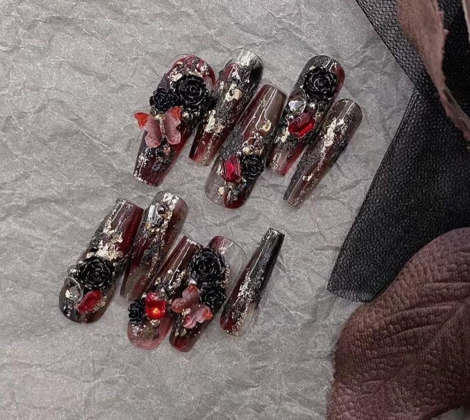 Nailbox thiết kế màu đen đỏ cổ điển - mã 48