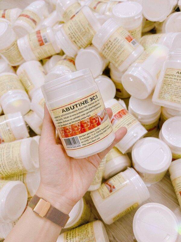 [ 10 món ] COMBO KEM TRỘN YOUNG ONE TÓC XÙ - 600g kem hỗ trợ làm trắng body ( 1 kem kích xù , 1 kem kích U.V, 1 xù gói, 1 vsl 70ml, 6 xù xanh ) - tặng hủ đựng kem