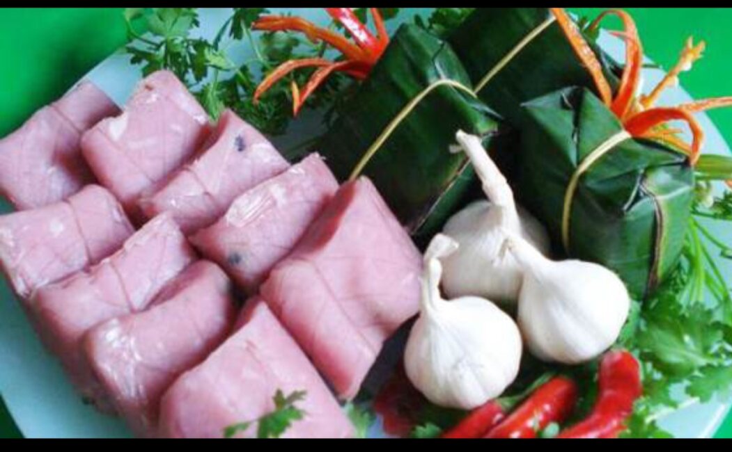 40 chiếc nem chua đặc sản bình định