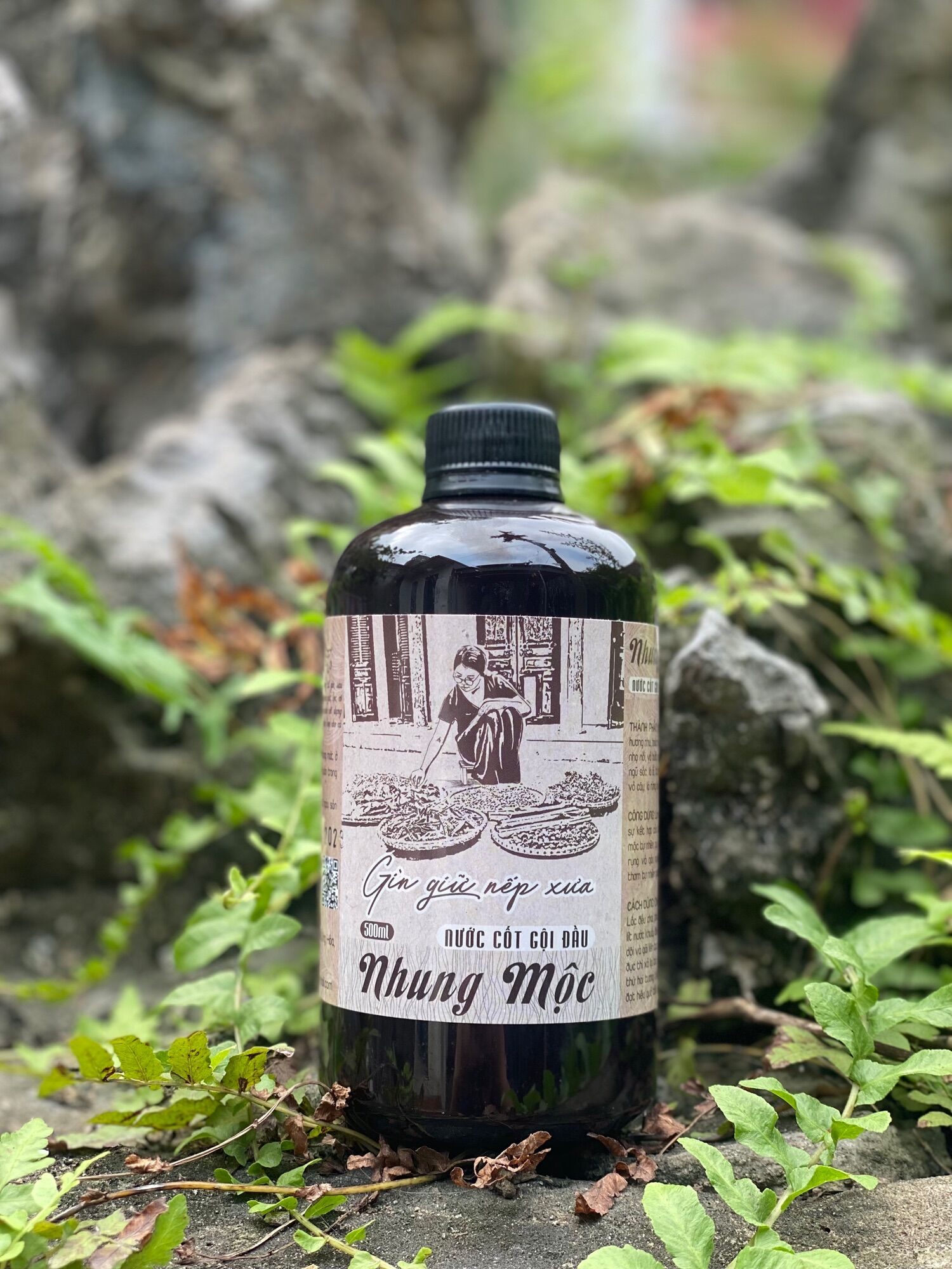 Nước cốt gội đầu bồ kết cô đặc Nhung Mộc chai 500ml