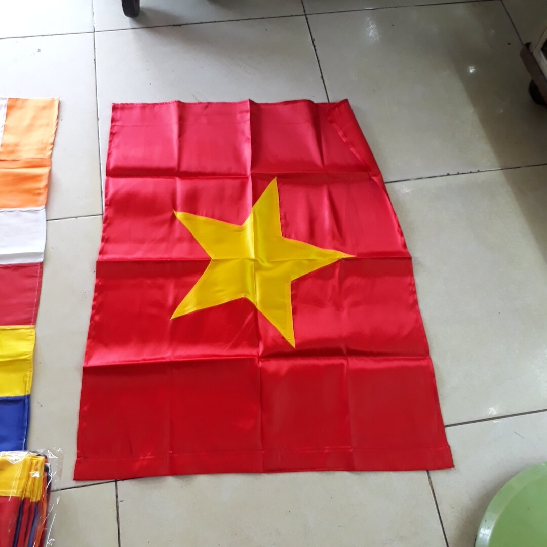 Cờ  tổ  quốc  _ cờ  phật  giáo  60cm x 80cm _ vải  phi bóng