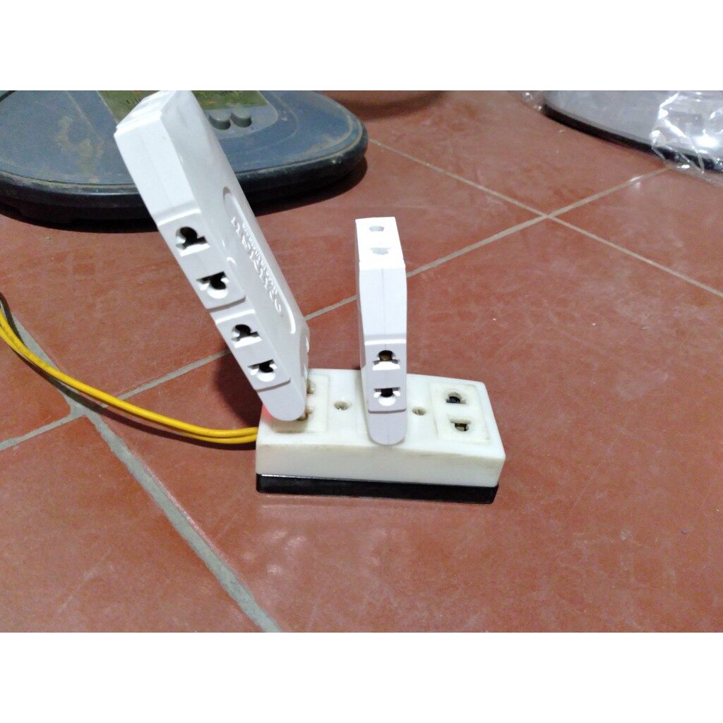 Ổ cắm chia 3 dẹt thông minh