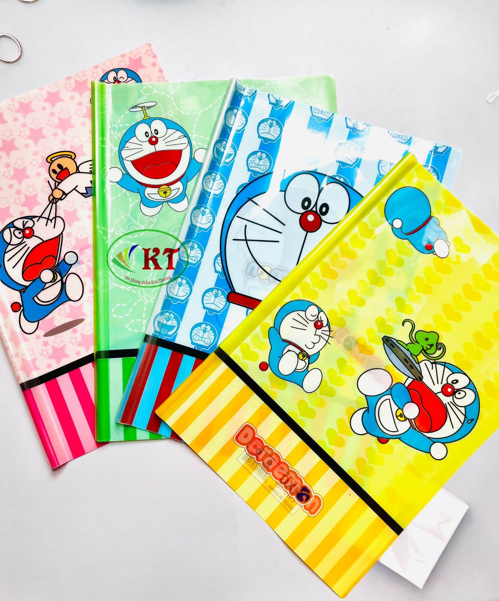 Bìa cây kẹp hồ sơ hình Doraemon khổ A4 nhiều màu