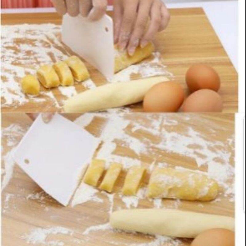 miếng cắt bột, vét bột, chà láng bột