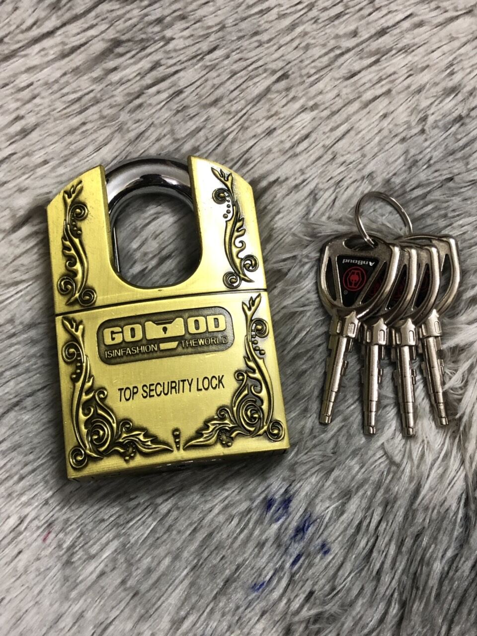 Ổ khóa chống cắt , chống trộm hàng Đức
