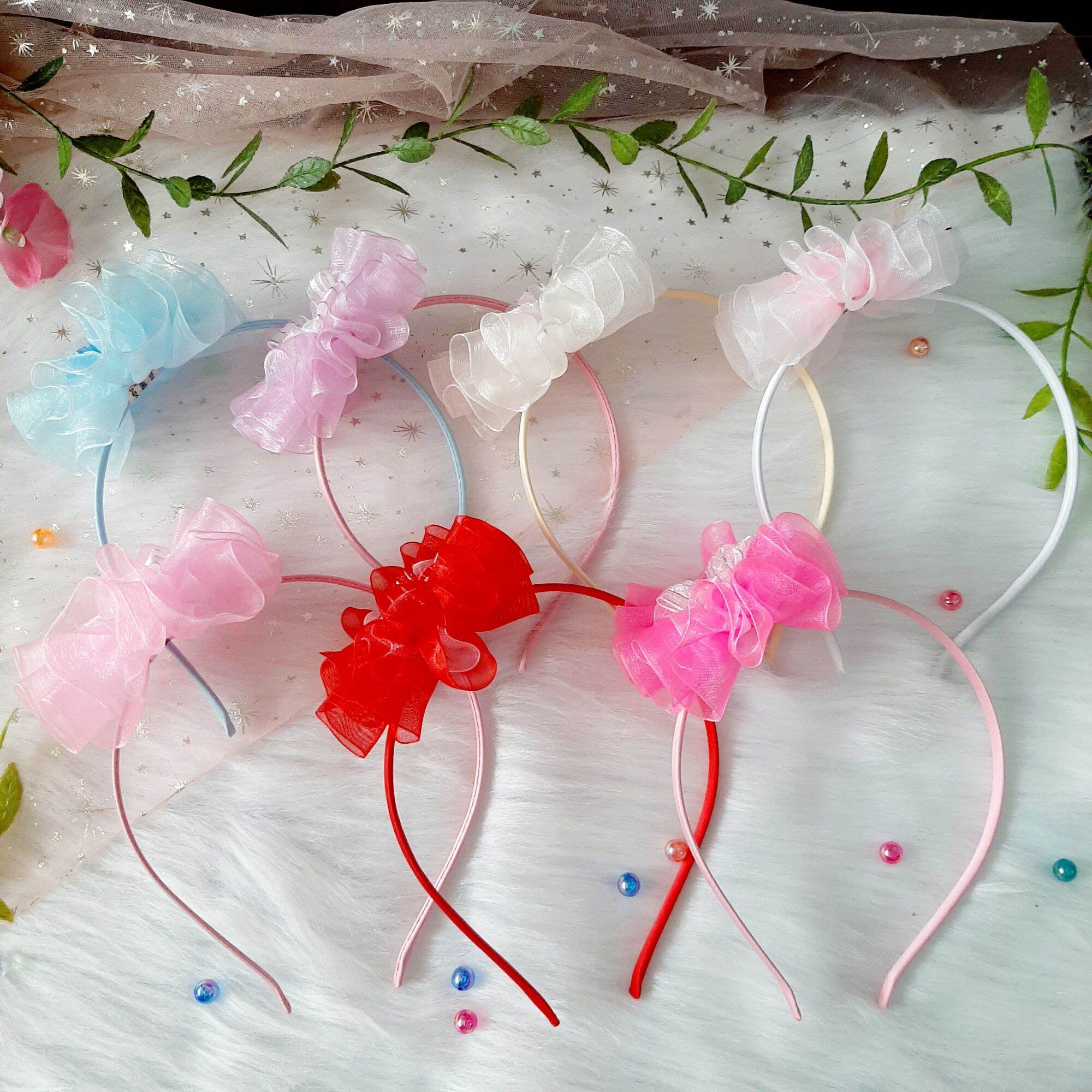 Cài tóc dễ thương cho bé