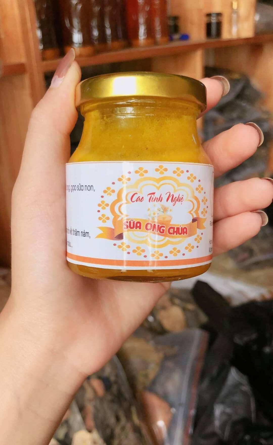 Cao tinh nghệ sữa ong chúa