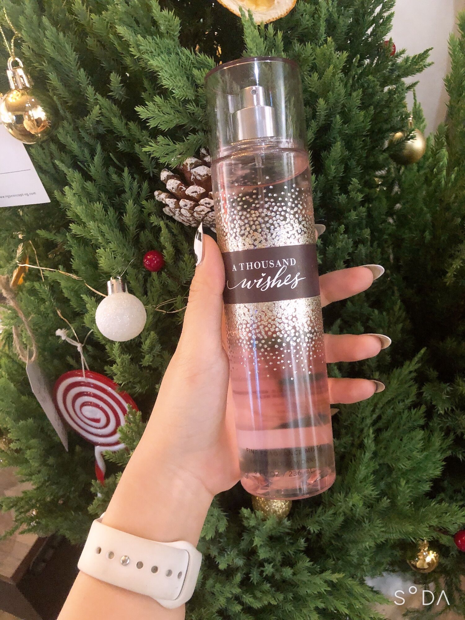 Xịt thơm cơ thể hương A Thousand Wishes ( Body Mist Bath & Body Works) AUTH