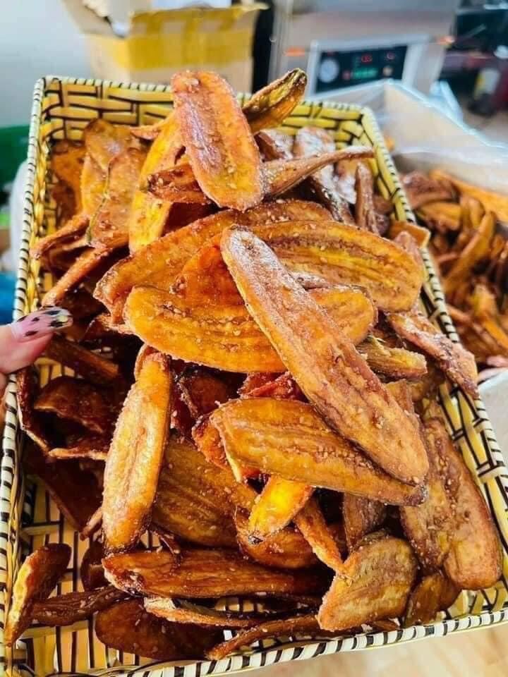 CHUỐI SẤY MÈ GỪNG GIÒN TAN 500g/1kg