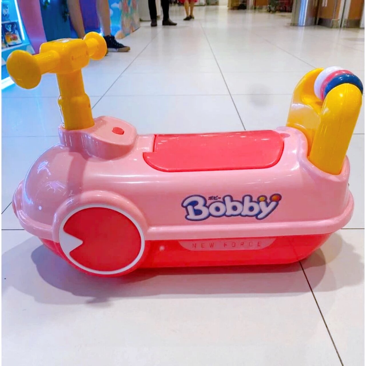 Xe chòi chân hình máy bay có đèn nhạc cho bé
