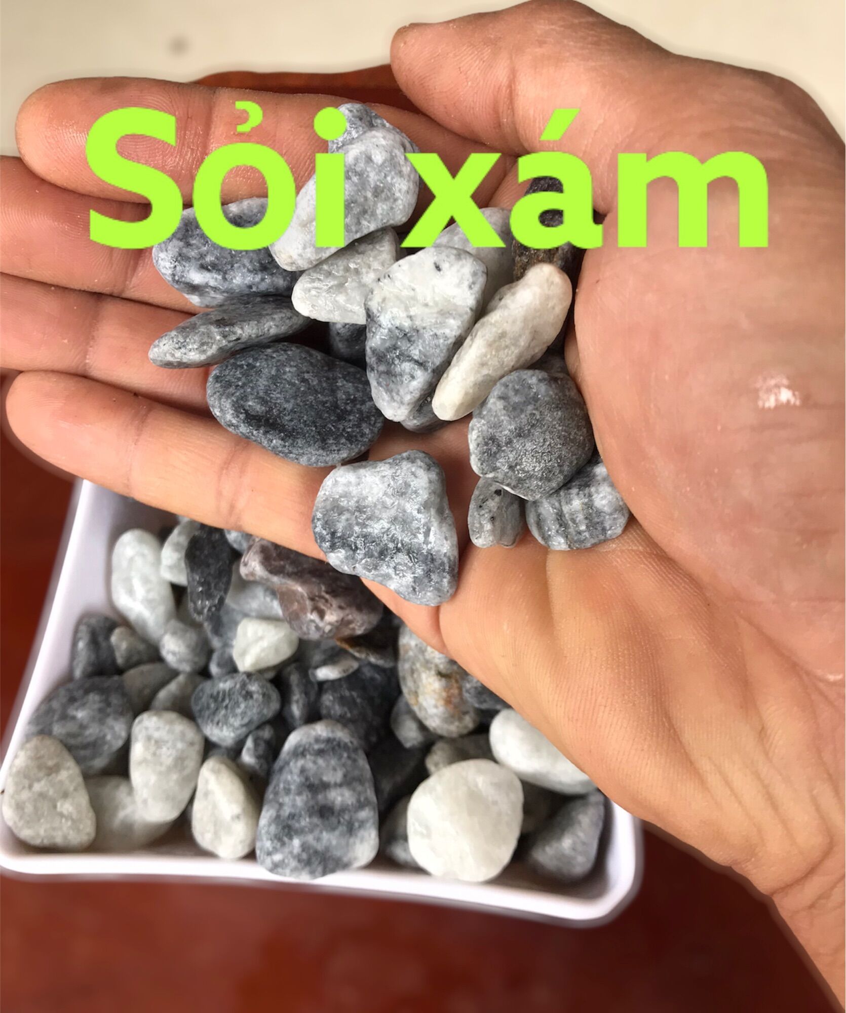 Sỏi màu tự nhiên trang trí (1kg)