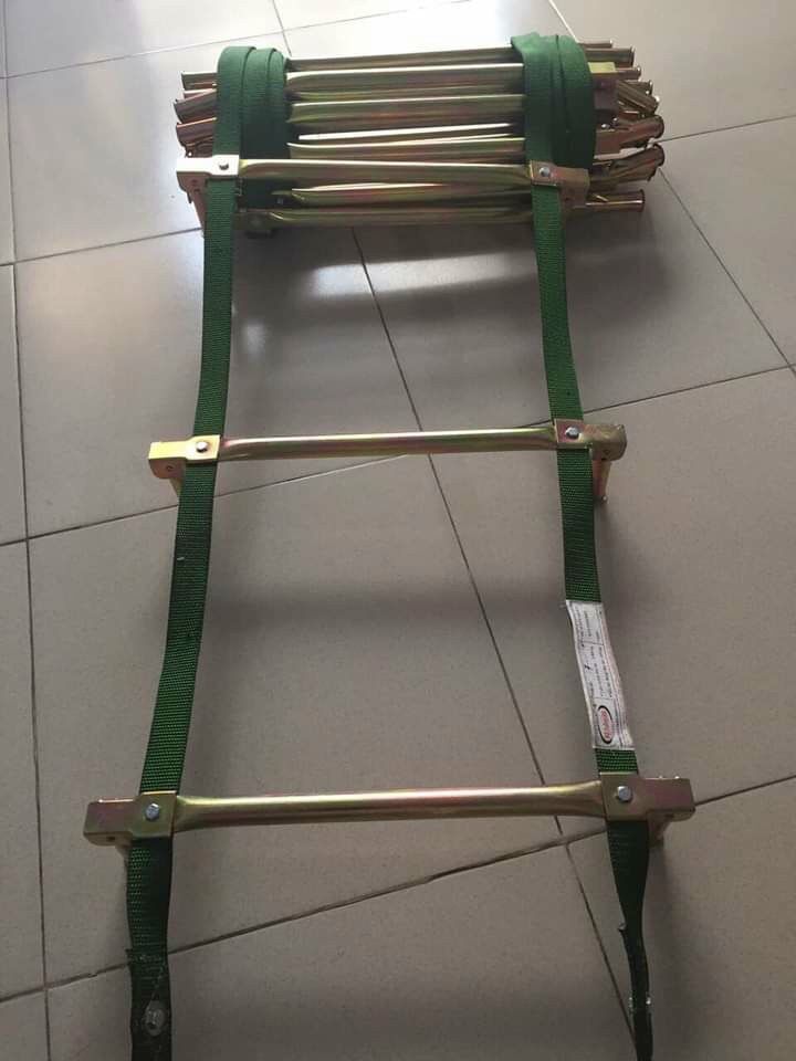 Thang dây thoát hiểm 0988831683