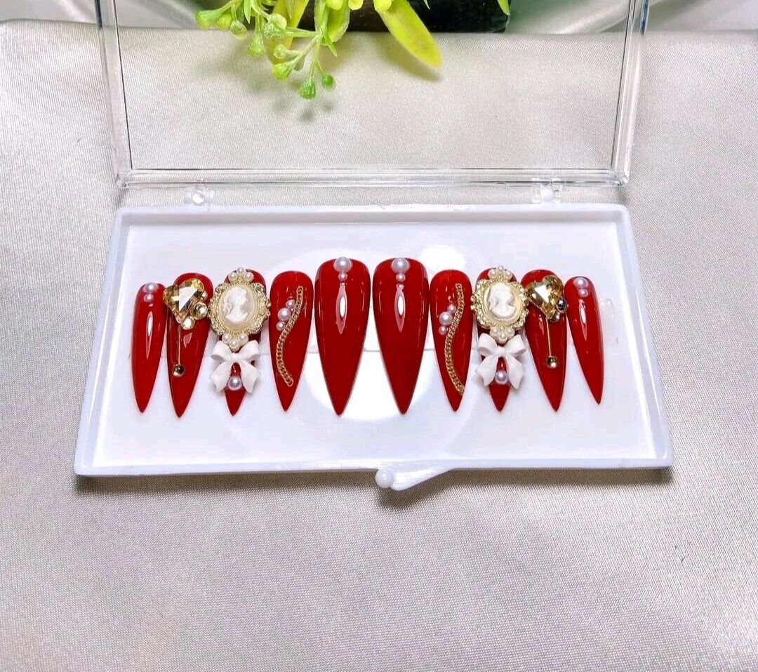 65 Nailbox thiết kế, màu nâu họa tiết nổi yk2