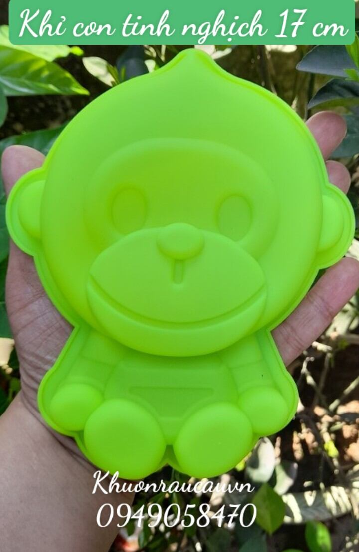 Khuôn silicon làm bánh hình Khỉ con tinh nghịch dài 17 cm