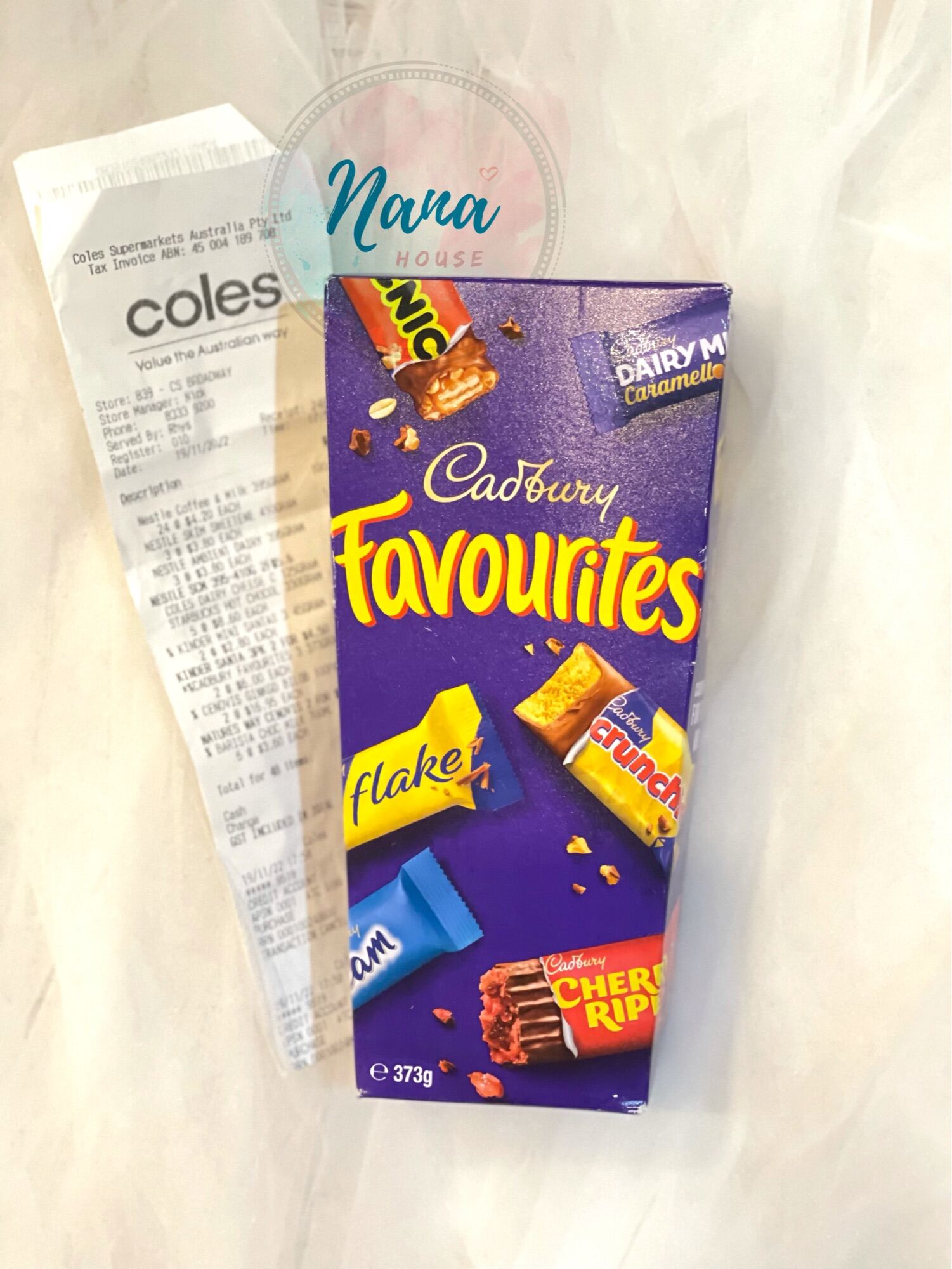 Hộp socola thập cẩm 11 vị của Úc, Cadbury Favourites hộp to 373gram