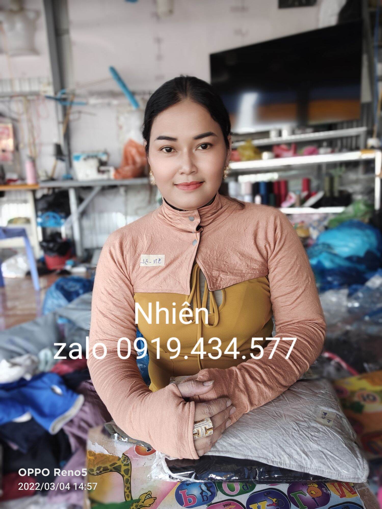 ÁO KHOÁC Ủ KEM 2LỚP MẶC ĐƯợC 2 BỀ