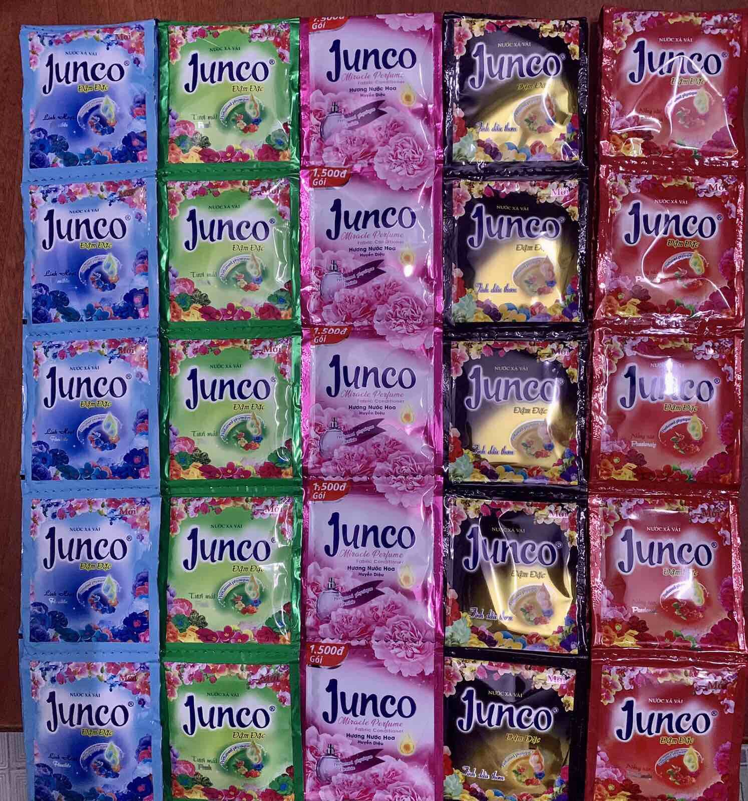 Thùng 30 dây  300 gói  nước xả vải Junco đậm đặc nhiều màu
