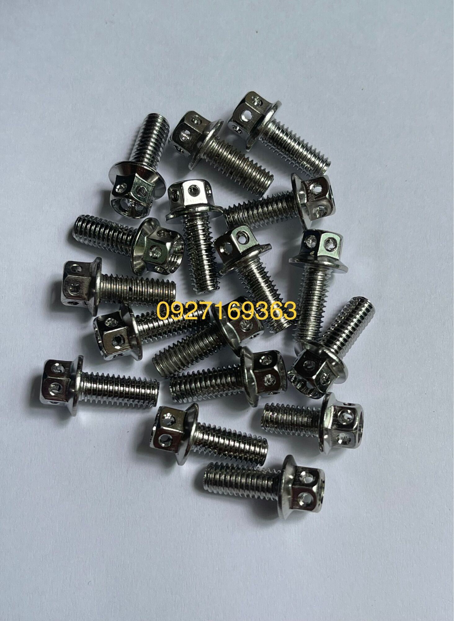 Ốc vương miện inox thái 6li 15