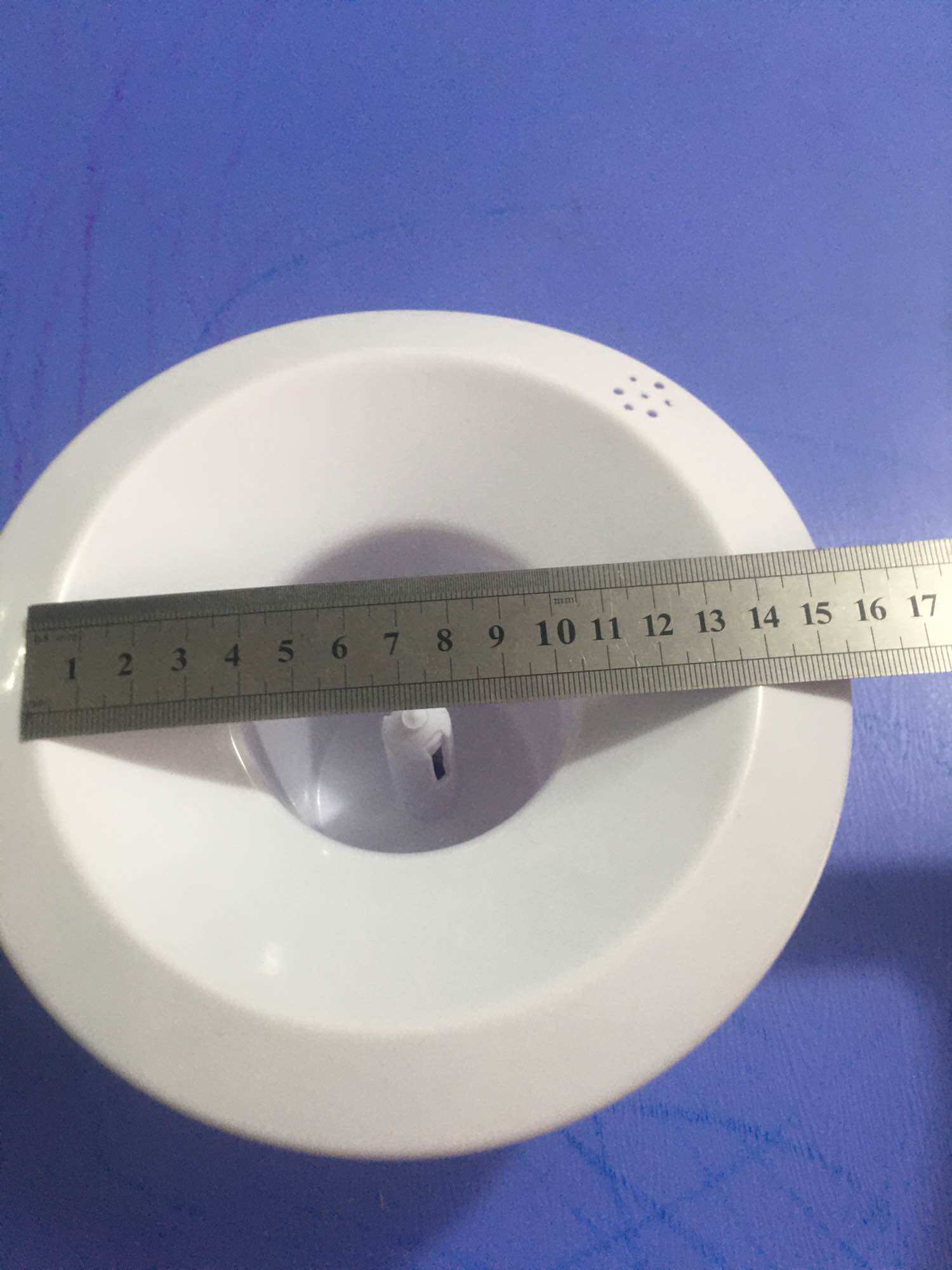 Cọc cắm bình cây nước nóng lạnh 18cm