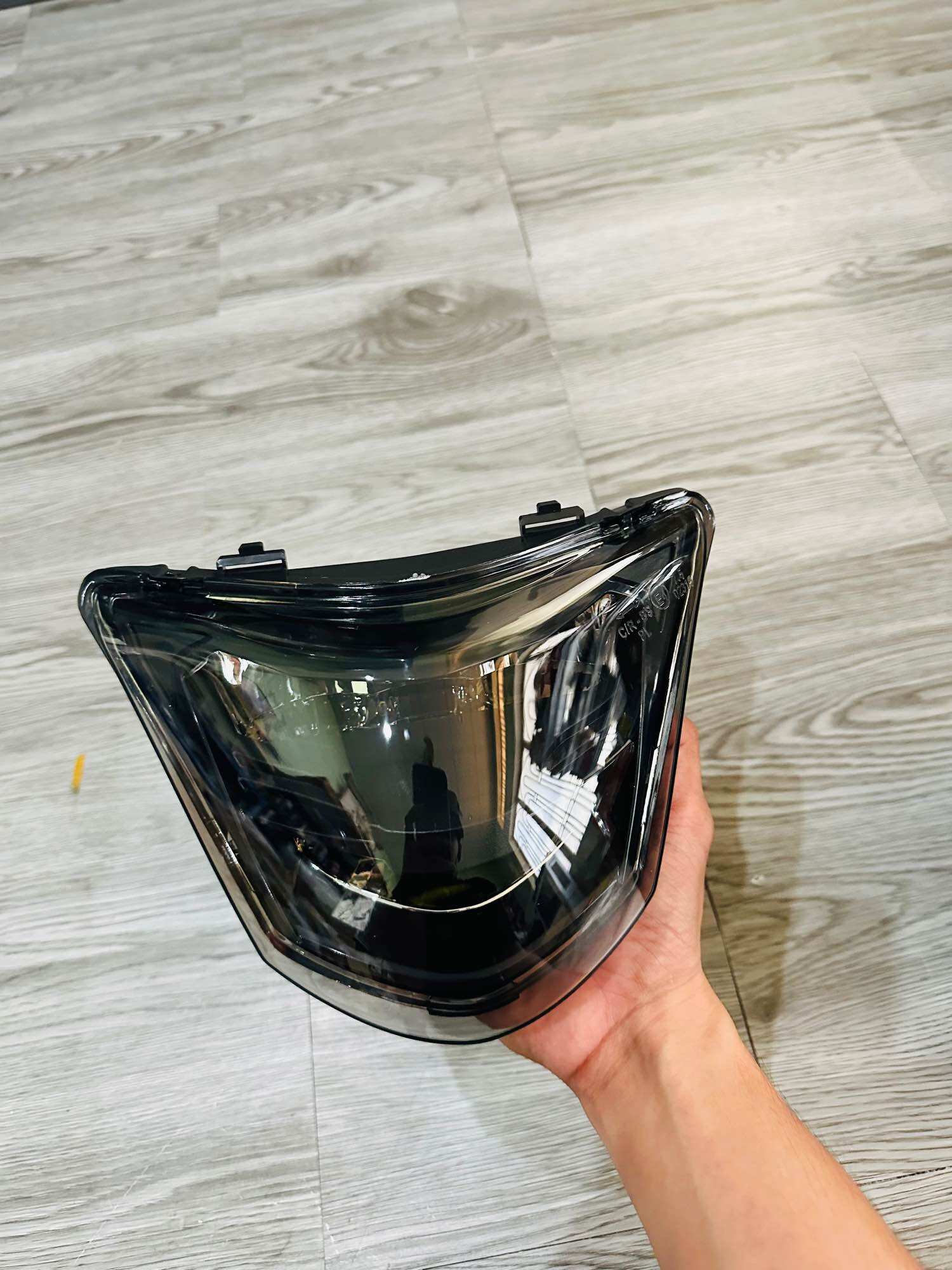 Choá led râu bao nét nhé anh em ơi cho exciter 2006-2010 nha ae hàng đẹp bao sáng nha anh em co bảo hành cho anh em sử dụng nha
