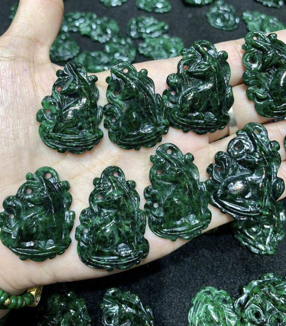 (tặng dây đeo) Mặt dây chuyền Hồ Ly chúa 9 đuôi