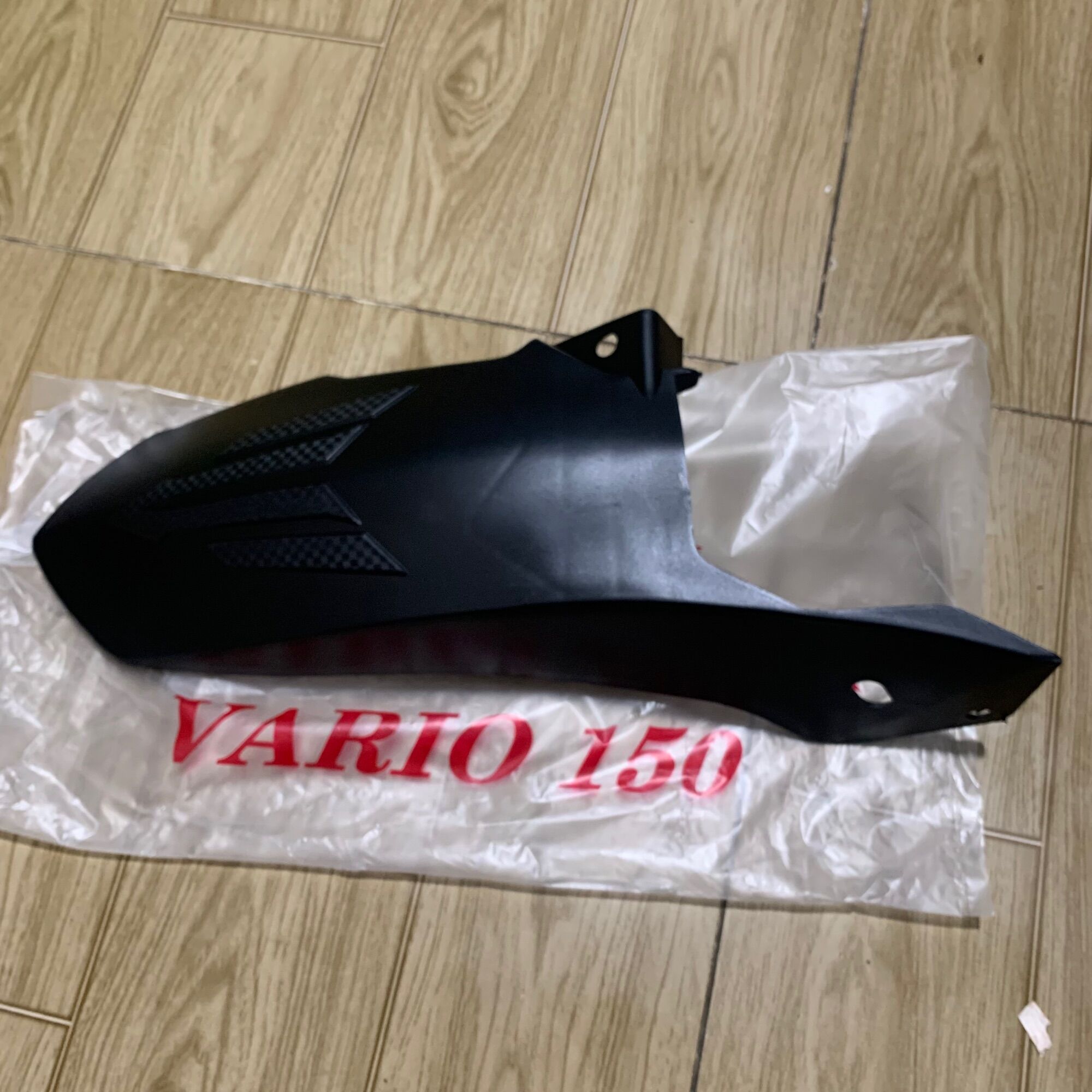 Dè con xe VARIO 150 gắn vào dè zin