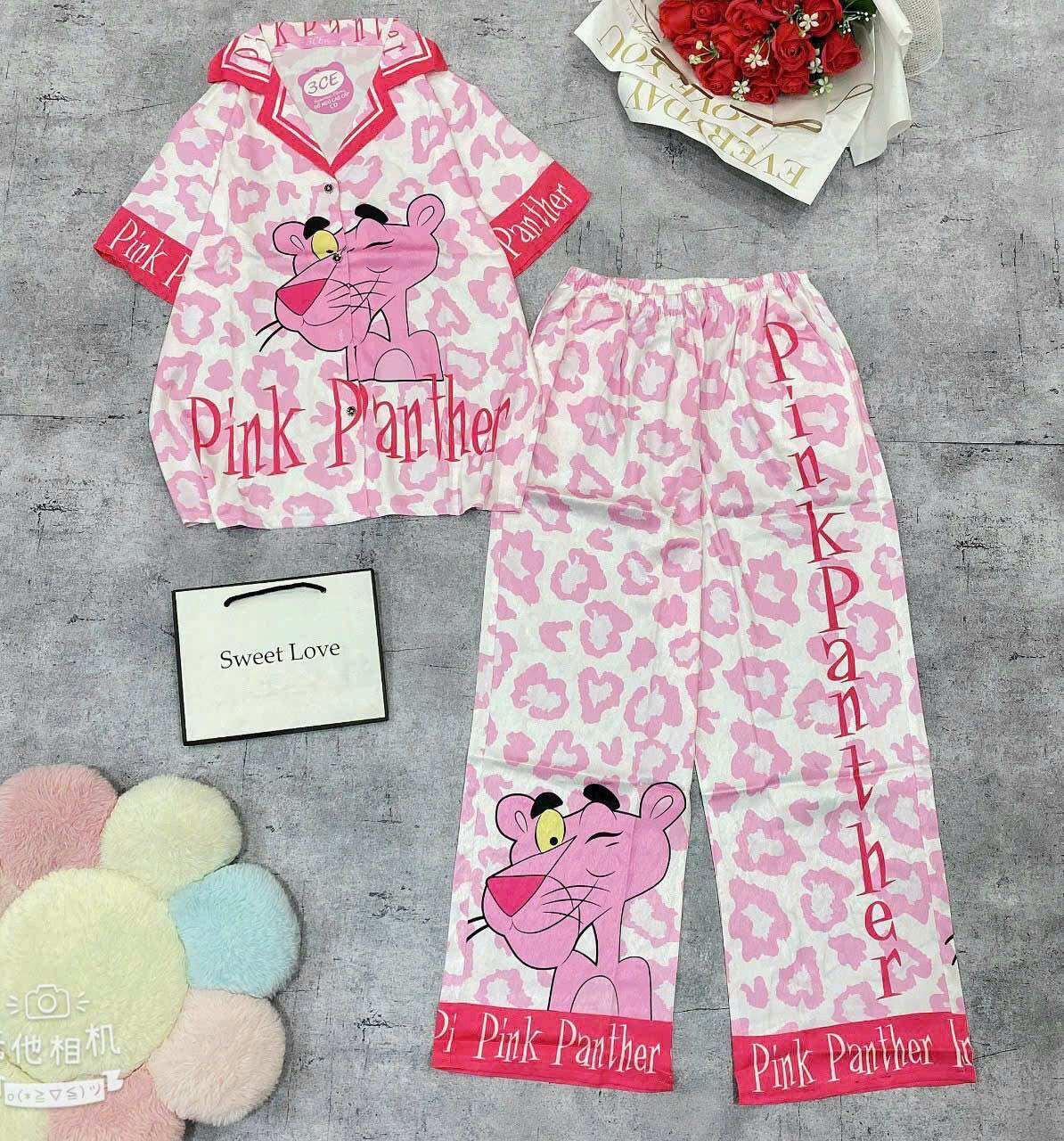 Bộ lụa xước ánh kim hàng thiết kế gấu hồng