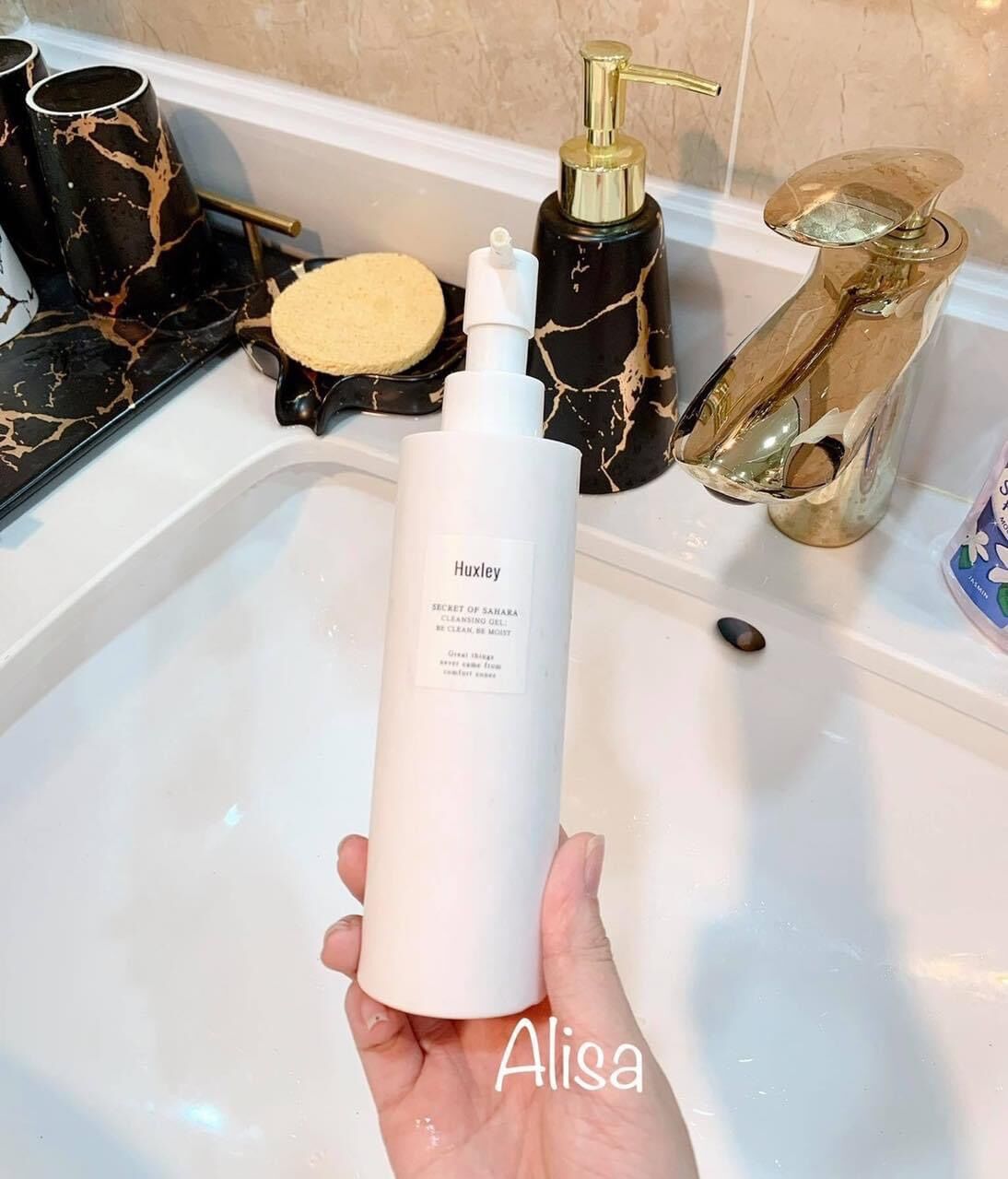 Sữa rửa mặt Huxley Be Clean Be Moist Cleansing Gel