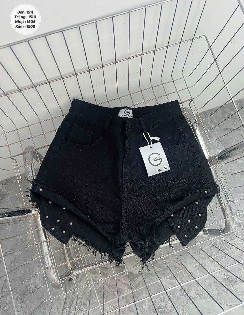 Quần short jean rách lưng cao lộ túi cá tính