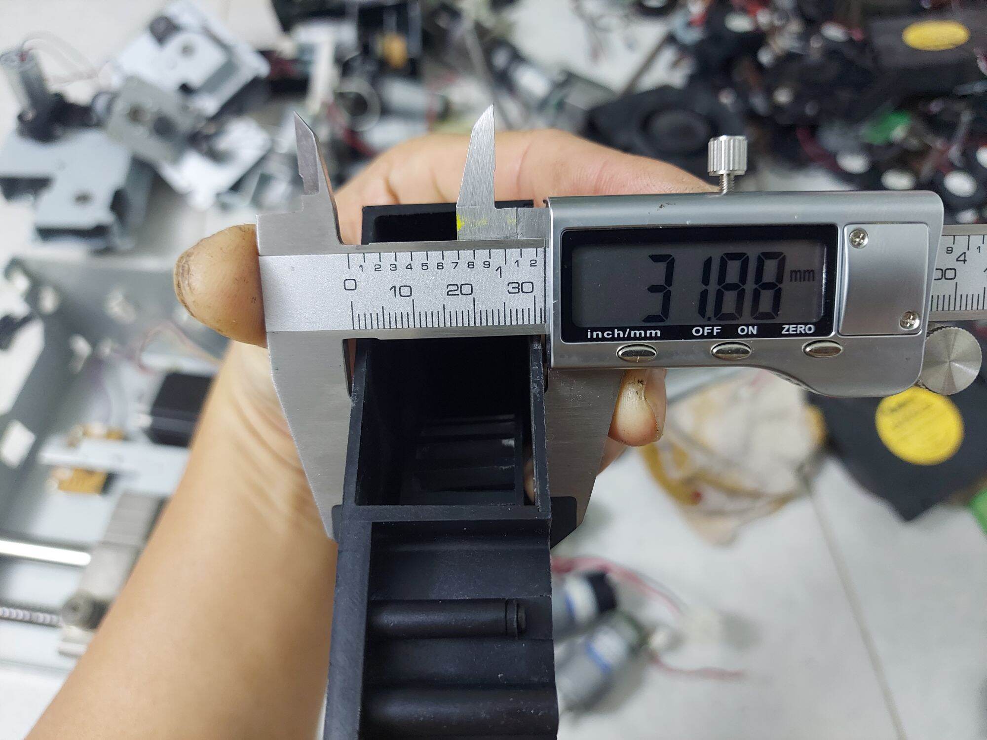 Quạt Sò NMB 24v-0.4A tháo máy Nhật.