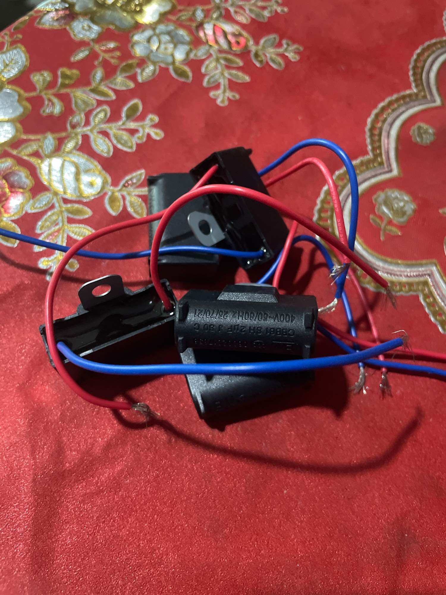 5 CÁI TỤ QUẠT 2UF/400v