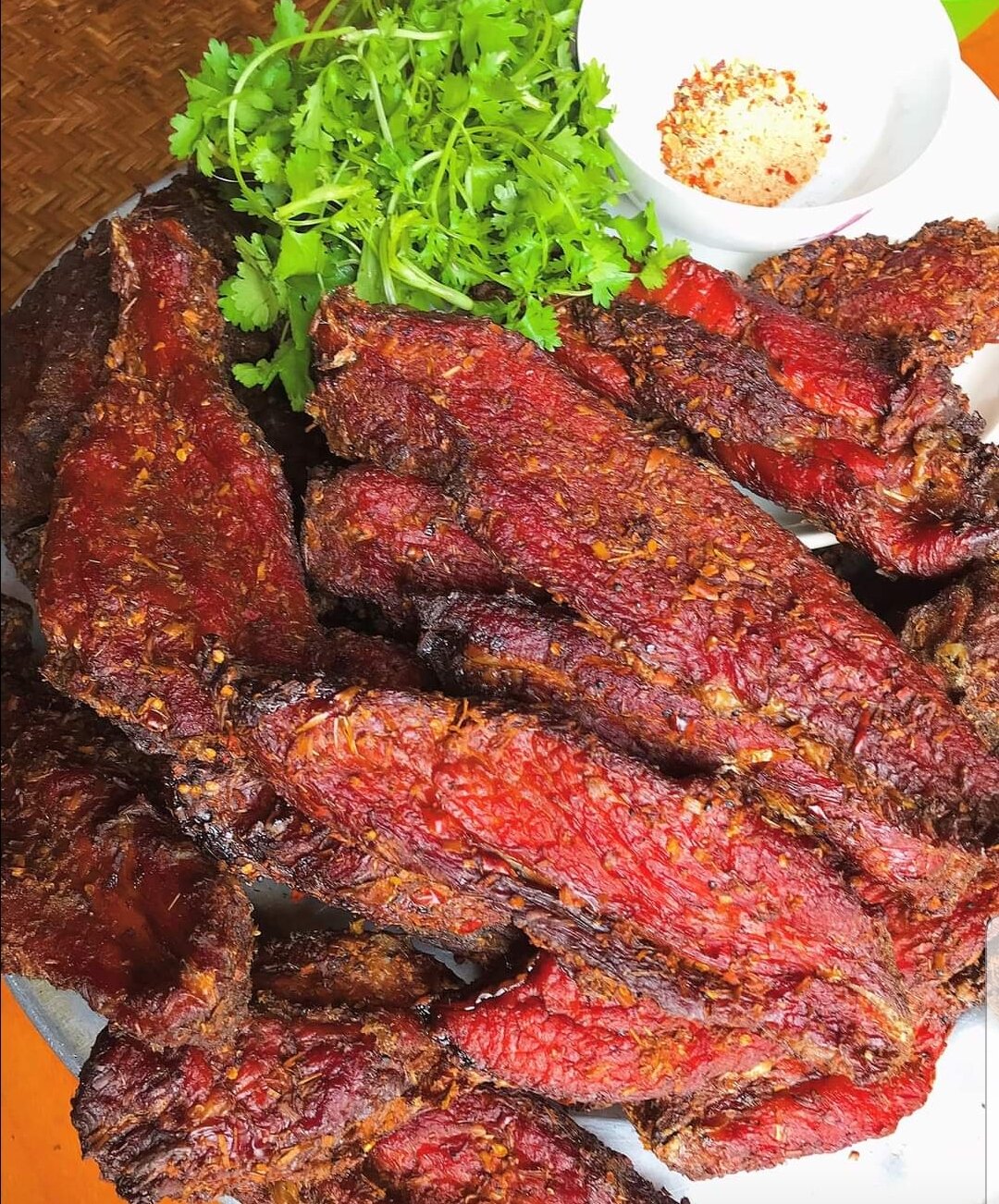 500g thịt lợn gác bếp