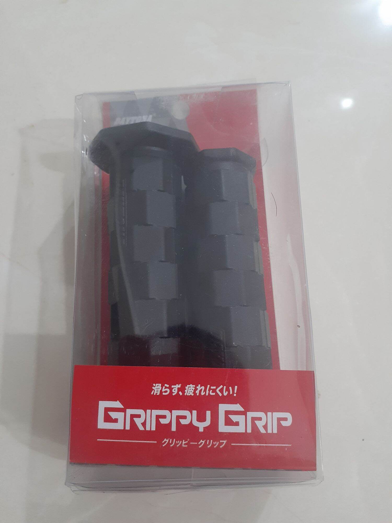 Bao tay Daytona có gù hoặc không gù