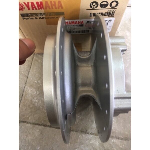 Đùm sau Ex135 2011-14 zin hãng