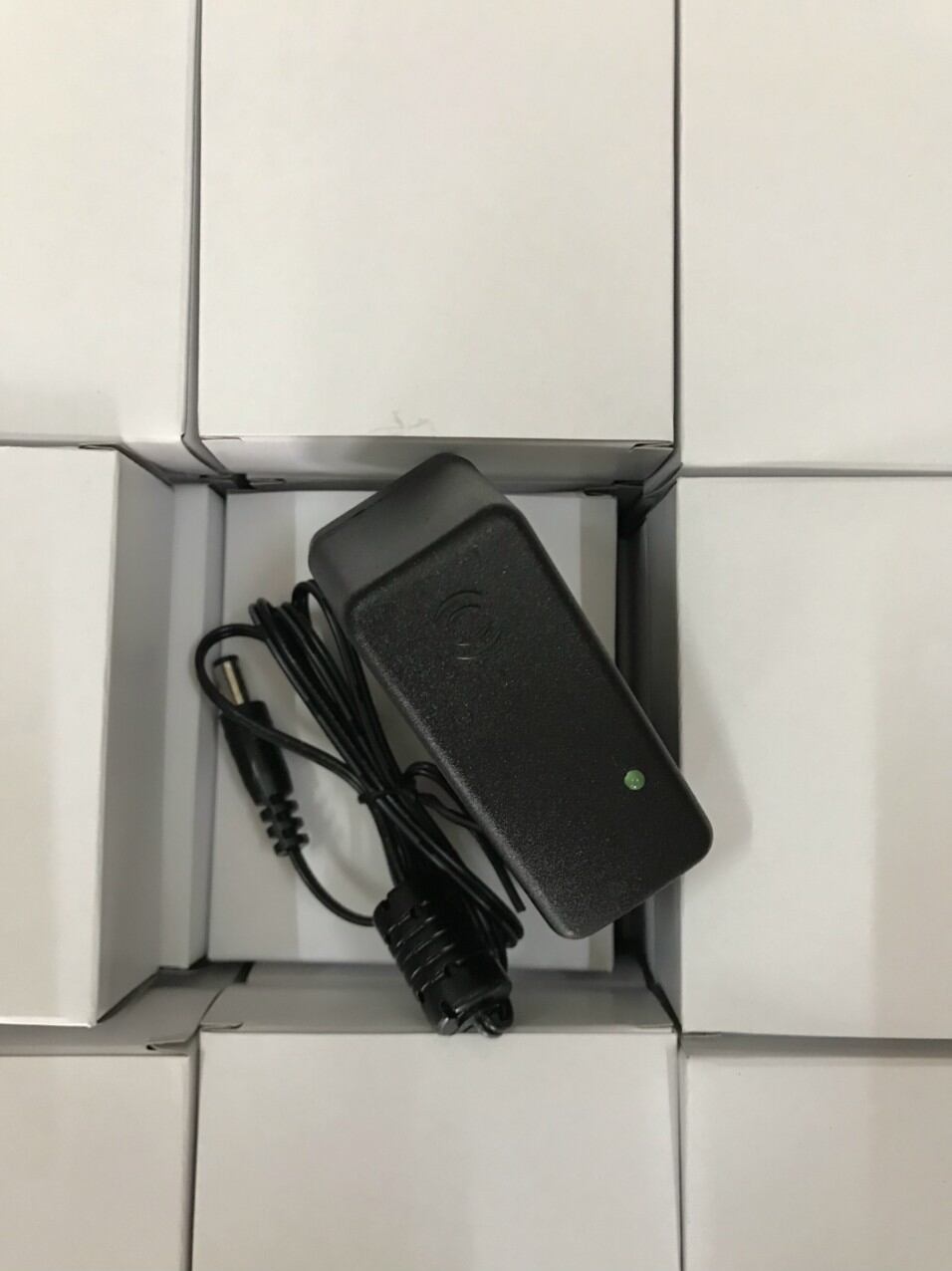 Nguồn 12V2A cho camera và đầu ghi hình