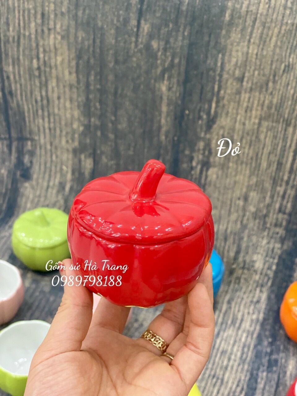 Một hũ bí ngô gốm sứ Bát Tràng làm caramen sữa chua bánh plan