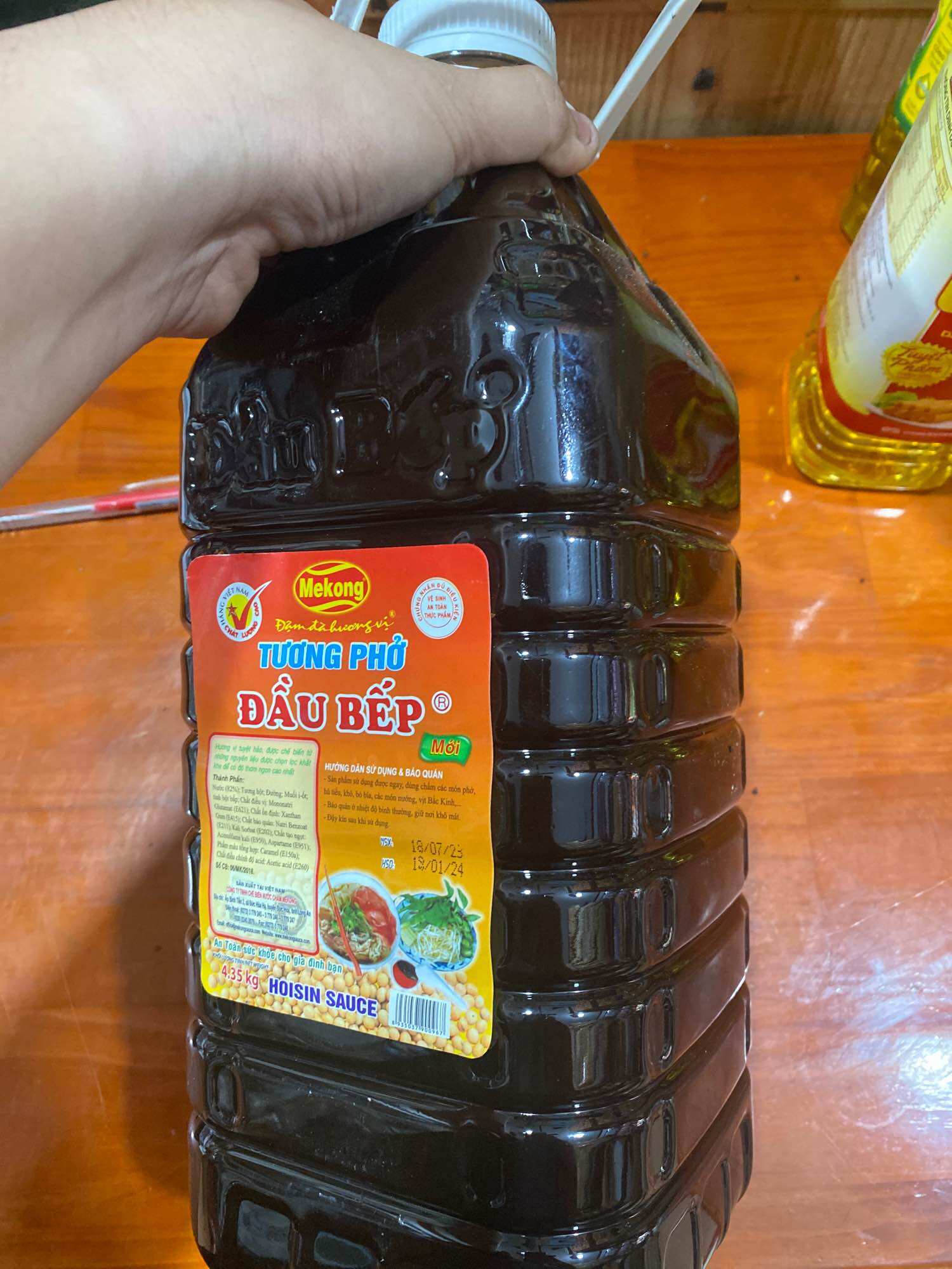 Tương đen đầu bếp can 4,35 lít