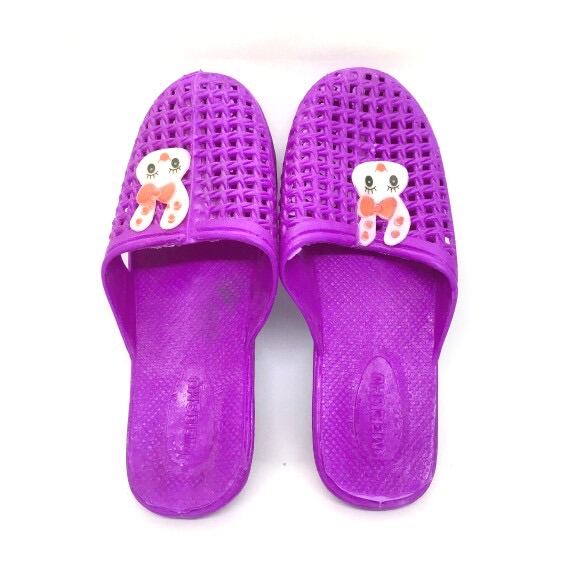 Dép sục thỏ nữ lỗ tổ ong nhựa mềm dẻo chống trơn đi trong nhà SL001 - iDÉP