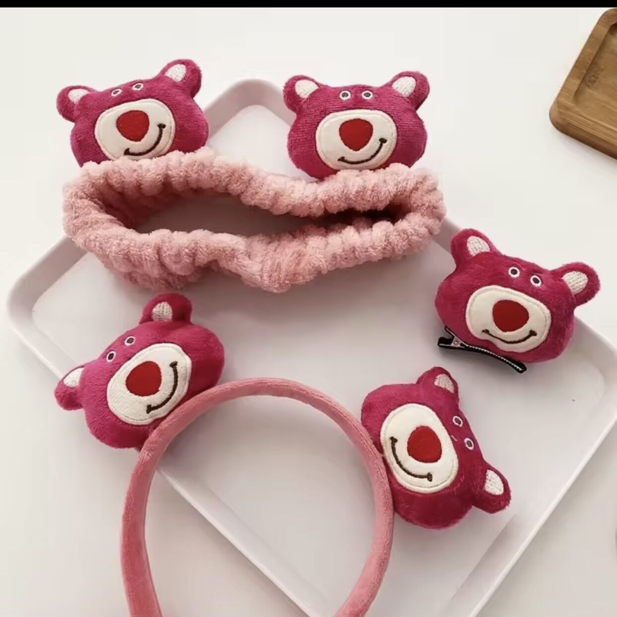 BĂNG ĐÔ GẤU DÂU LOTSO