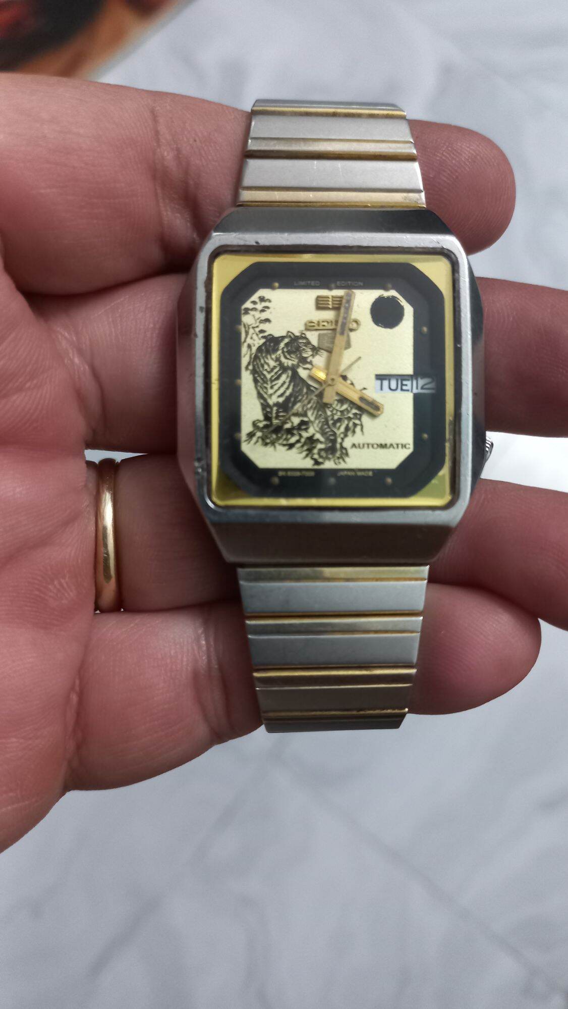 Đồng hồ nam phong thủy seiko nhật cơ automatic Mãnh Hổ Thượng Sơn đẹp độc
