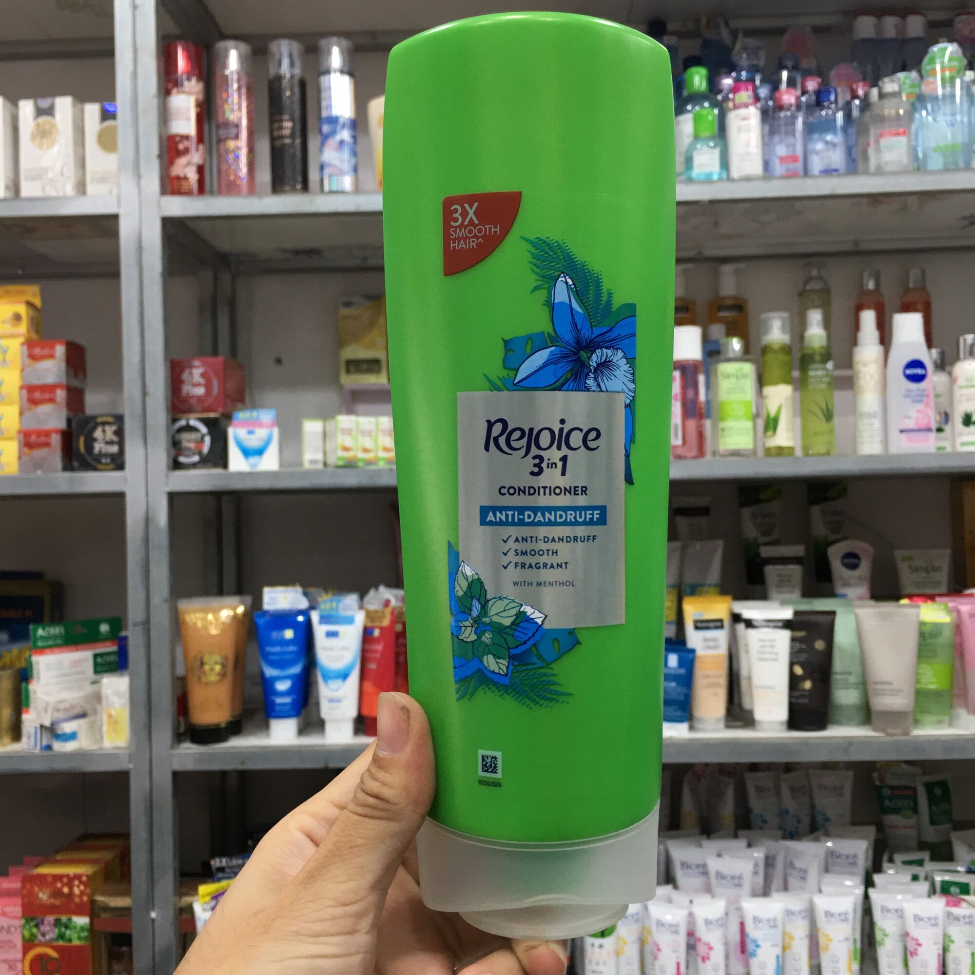 Dầu xả Rejoice sạch gàu 3 trong 1