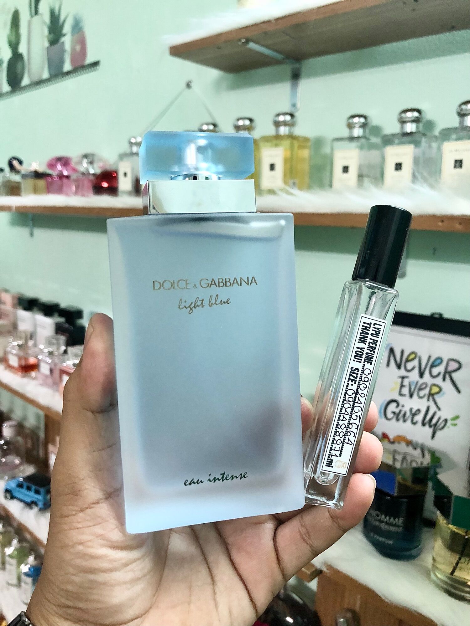 Nước hoa Nữ DG Light Blue Intense